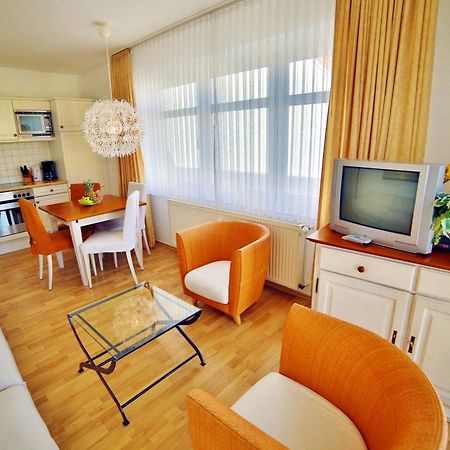 Ferienwohnung Binzer Strandgut Im Haus Jahreszeiten Binz Extérieur photo