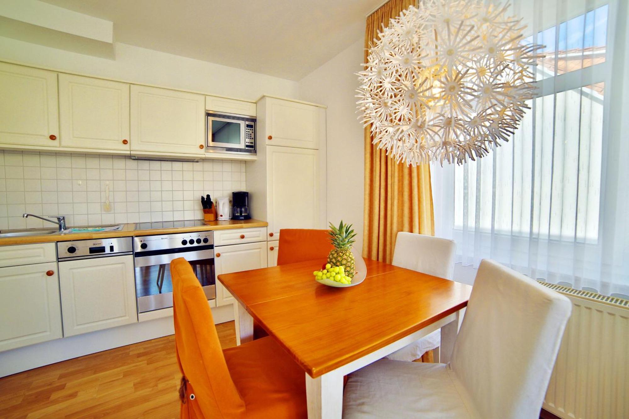 Ferienwohnung Binzer Strandgut Im Haus Jahreszeiten Binz Extérieur photo